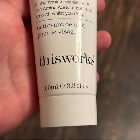 Thisworks deep sleep overnight face cleanser new never used - Picture 4 of 10
